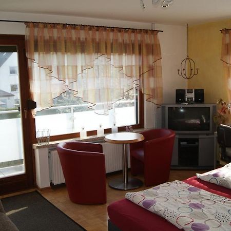 Komplette Wohnung Im Schoenen Weserbergland / Heyen Экстерьер фото